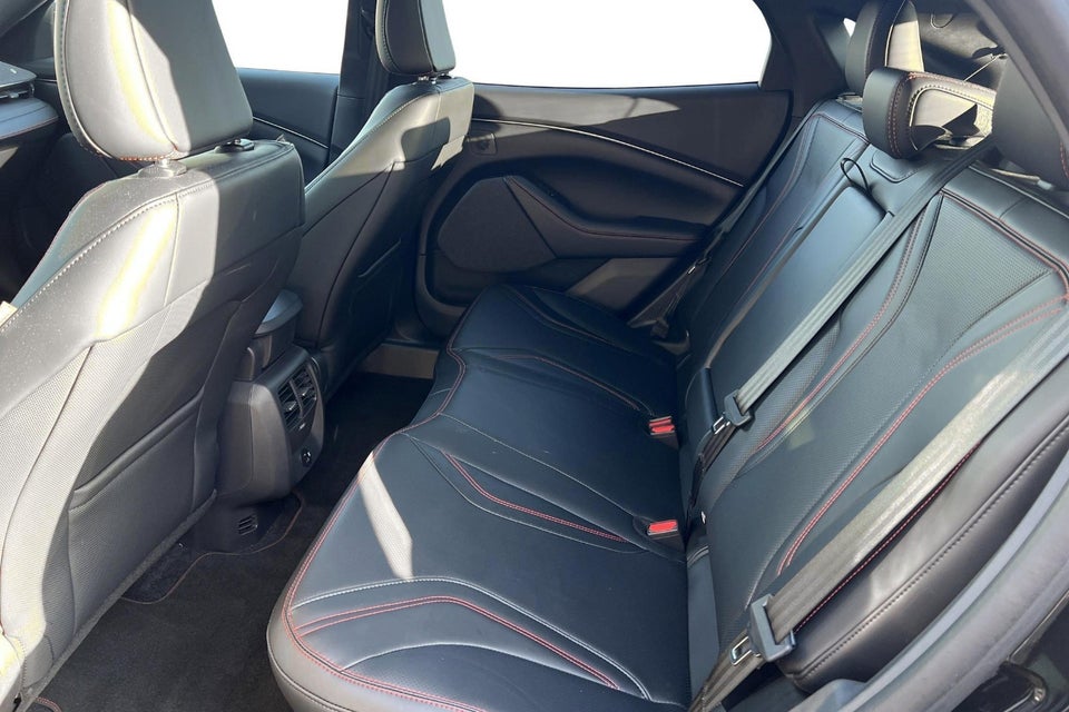 Ford Mustang Mach-E 91 Premium Extended Range AWD 5d