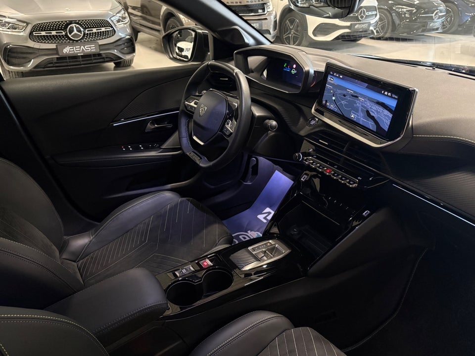 Peugeot e-208 54 GT 5d
