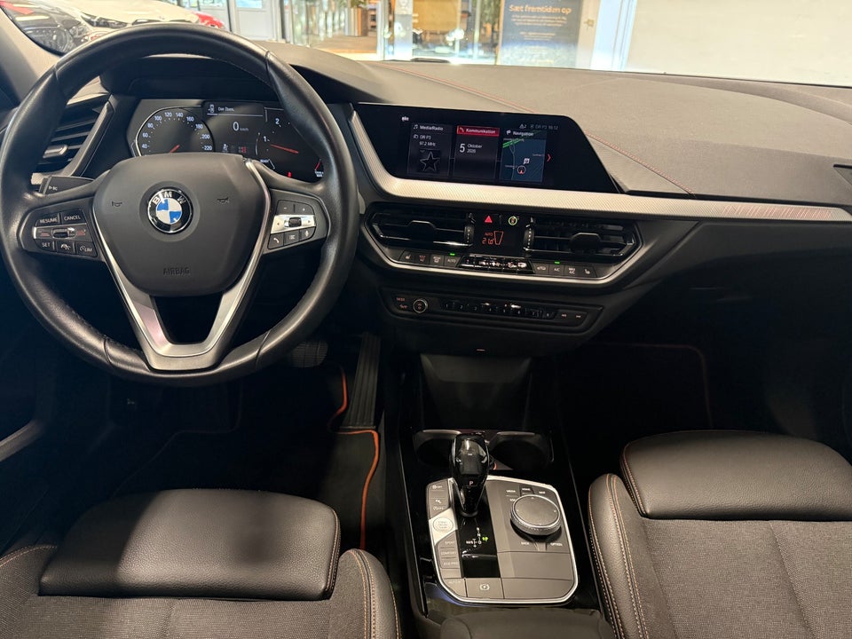 BMW 120d 2,0 Sport Line aut. 5d