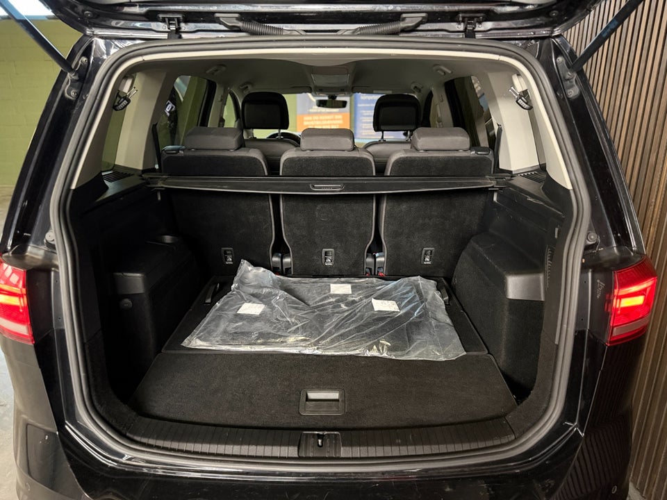 VW Touran 2,0 TDi 150 Comfortline DSG 7prs 5d