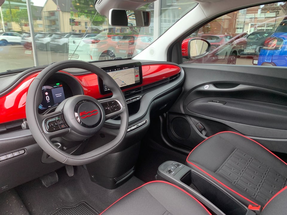 Fiat 500e (RED) 3d