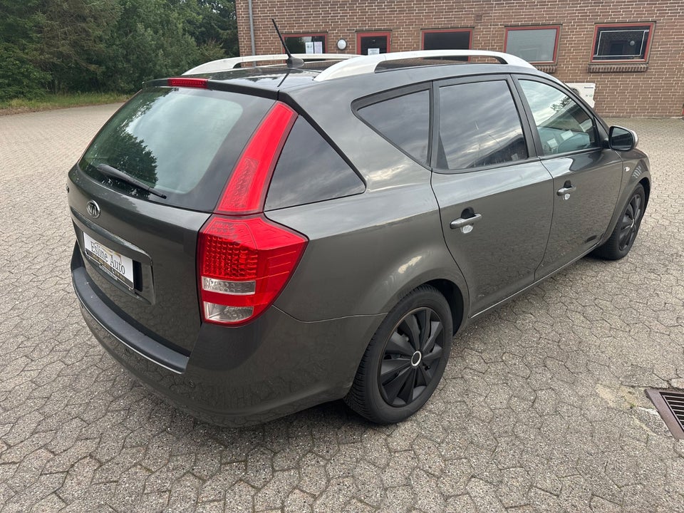 Kia Ceed 1,6 CRDi 115 Active SW 5d