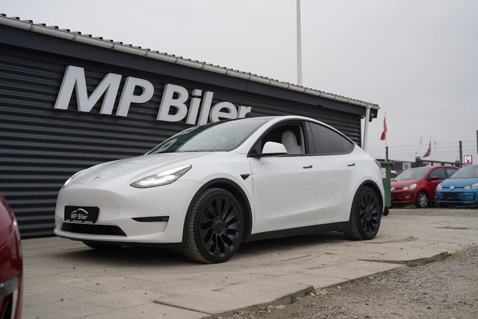 Tesla Model Y Performance AWD 5d