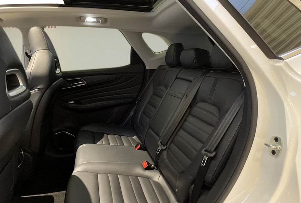 MG EHS 1,5 PHEV Luxury 5d