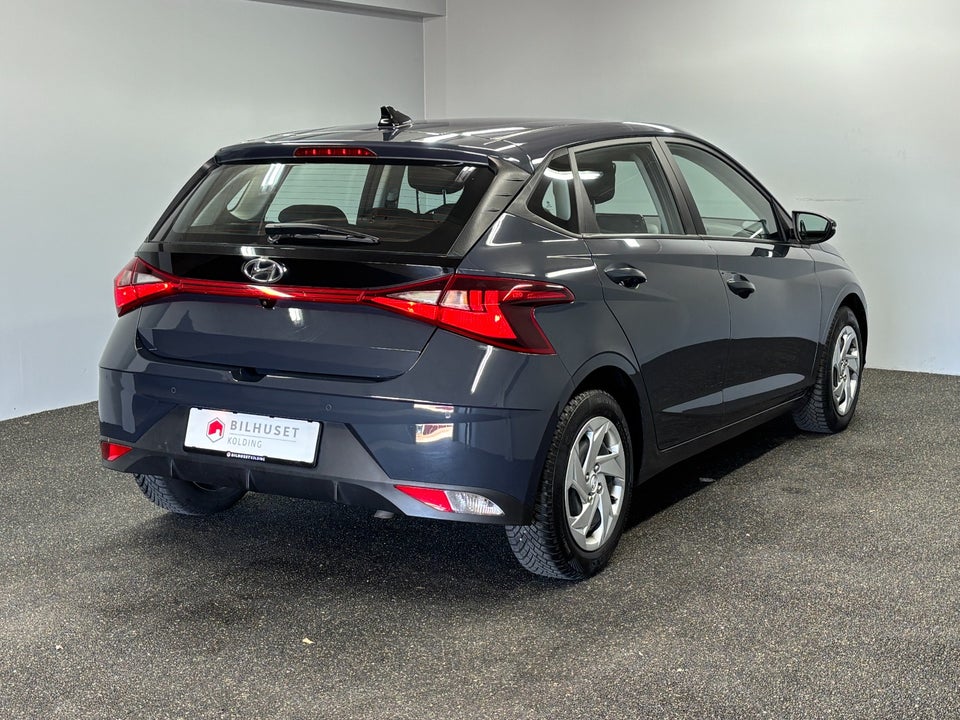 Hyundai i20 1,0 T-GDi Essential DCT 5d