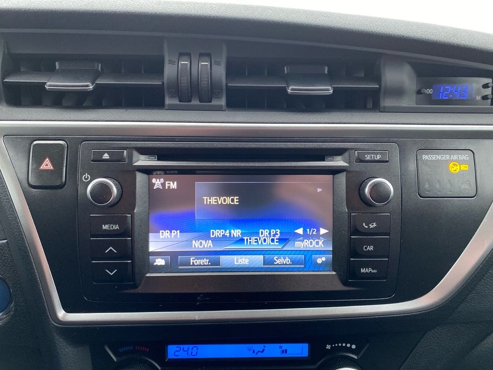 Toyota Auris 1,8 Hybrid H2 Premium CVT 5d