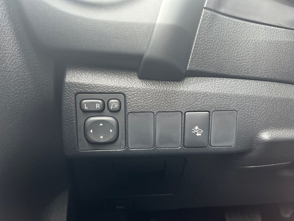 Toyota Auris 1,8 Hybrid H2 Style Touring Sports CVT 5d