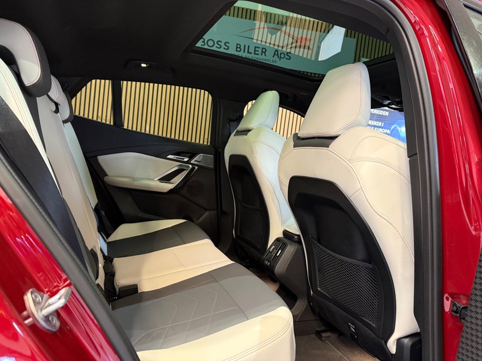 BMW iX2 xDrive30 Fully Charged M-Sport 5d