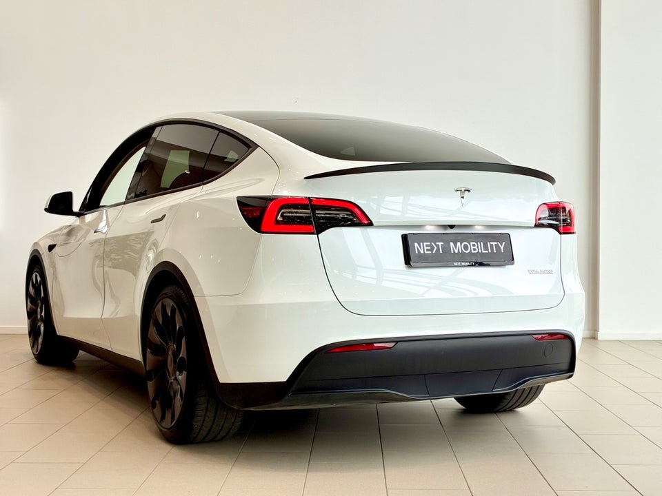 Tesla Model Y Performance AWD 5d