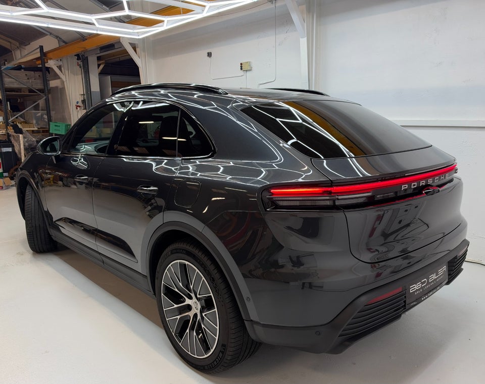 Porsche Macan 5d