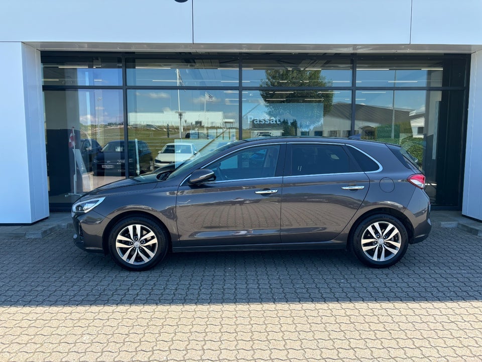 Hyundai i30 1,0 T-GDi Premium 5d