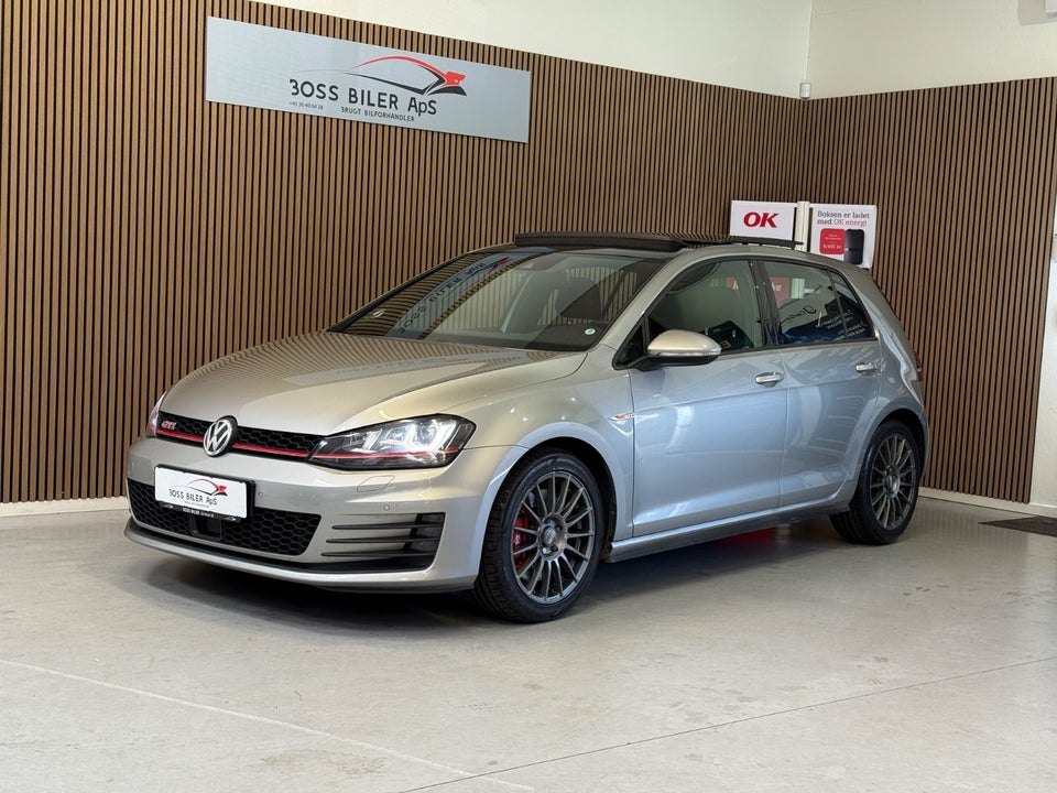 VW Golf VII 2,0 GTi Performance DSG BMT 3d