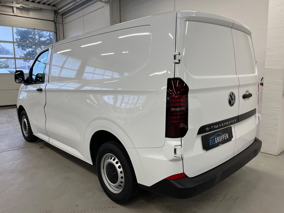 VW e-Transporter 64 Comfort Kassevogn SWB