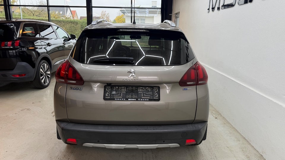 Peugeot 2008 1,2 e-THP 110 Allure Sky 5d