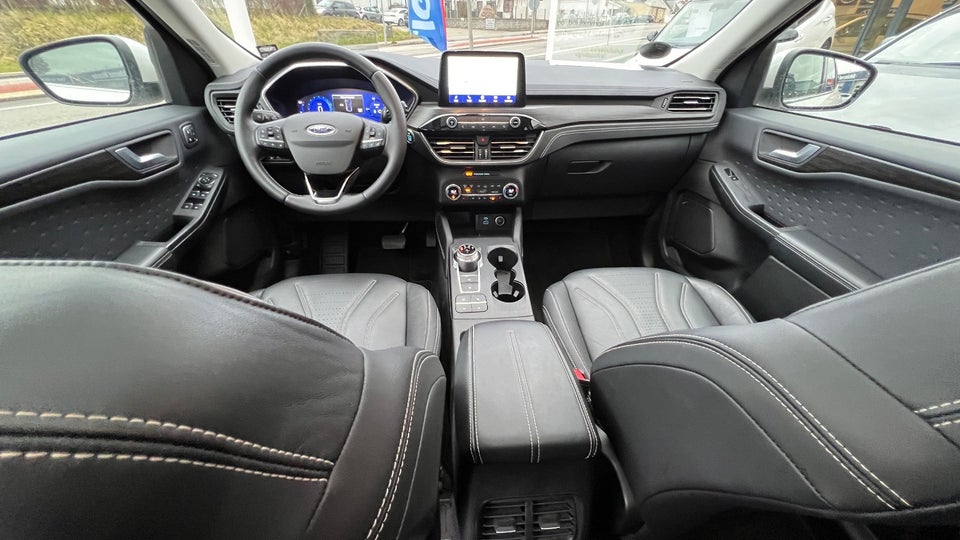 Ford Kuga 2,5 PHEV Vignale CVT 5d