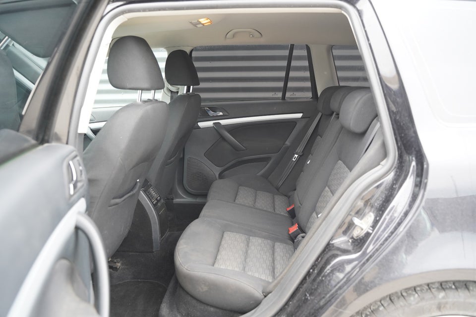 Skoda Octavia 1,6 TDi 105 GreenLine Combi 5d