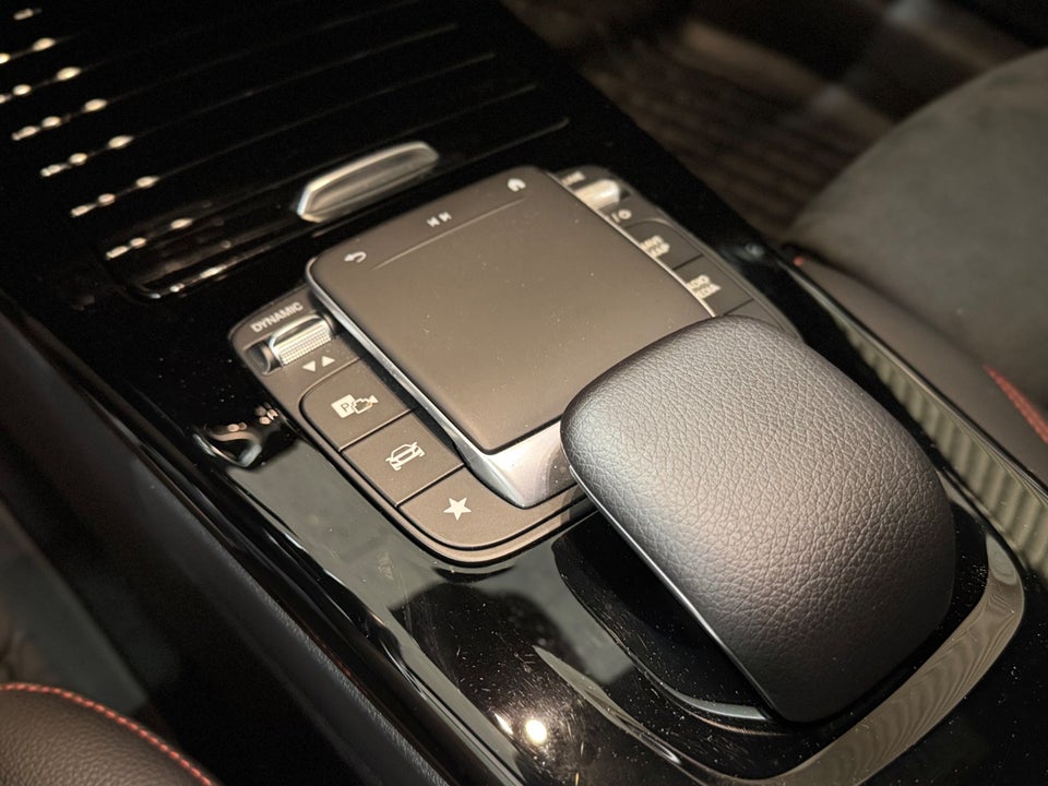 Mercedes A200 1,3 Advantage AMG aut. Van 5d