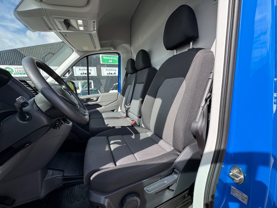 VW Crafter 35 2,0 TDi 140 Kassevogn L3H2 aut.