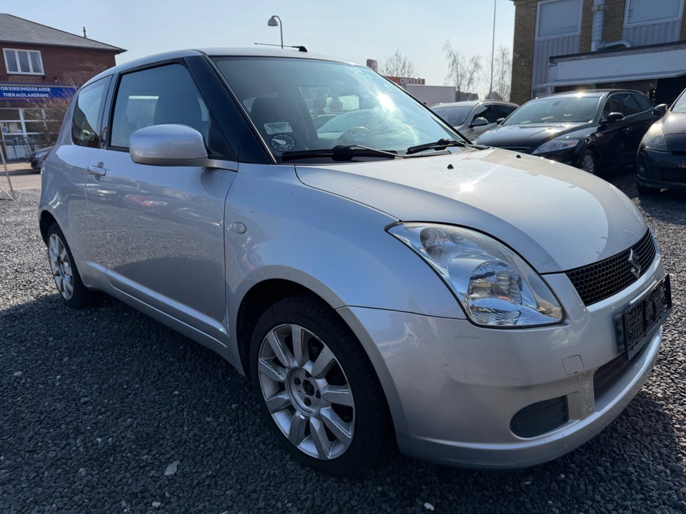 Suzuki Swift 1,3 GL-A 3d