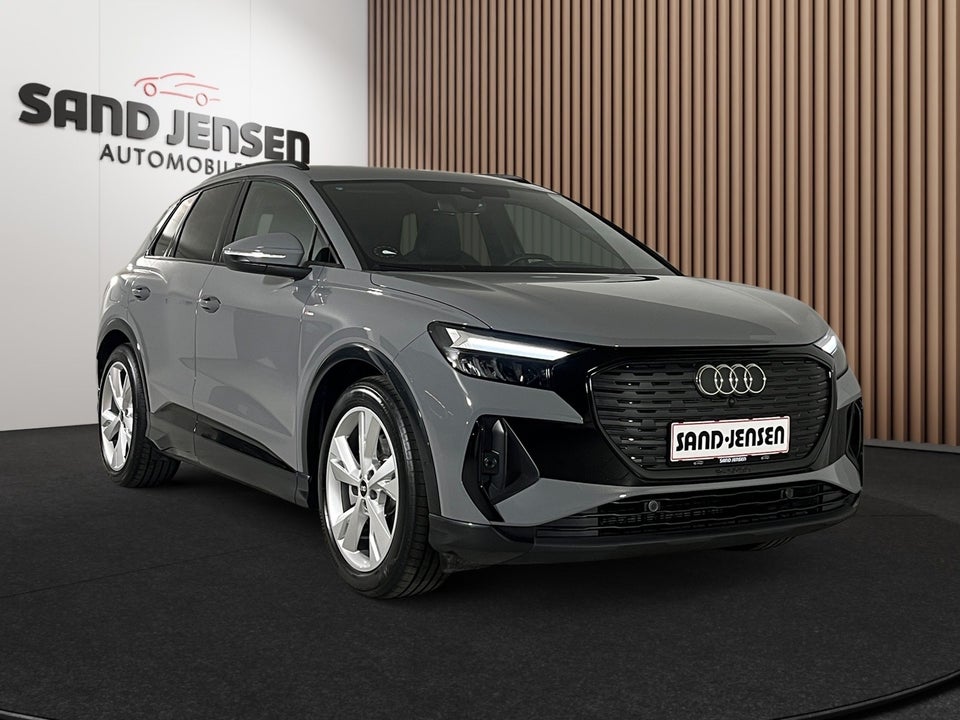 Audi Q4 e-tron 45 S-line quattro 5d