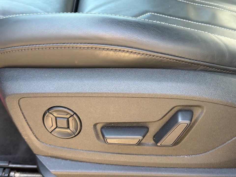 Audi Q8 e-tron 55 S-line Sportback quattro 5d