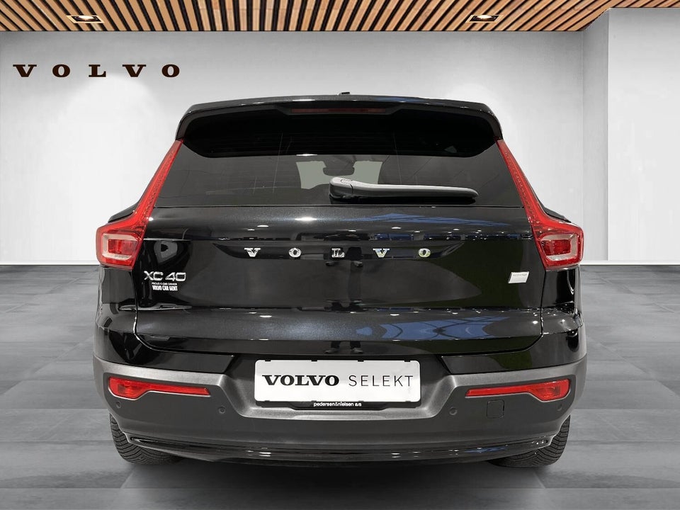 Volvo XC40 ReCharge Extended Range Plus 5d