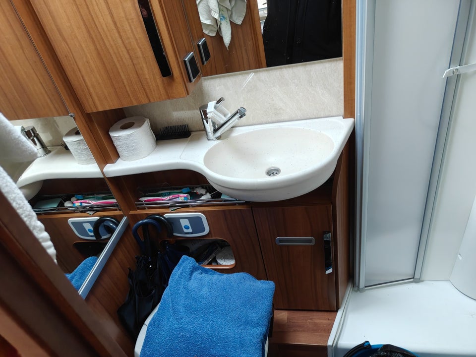 Hymer Exsis i 588 2,3 MJT aut. 2d