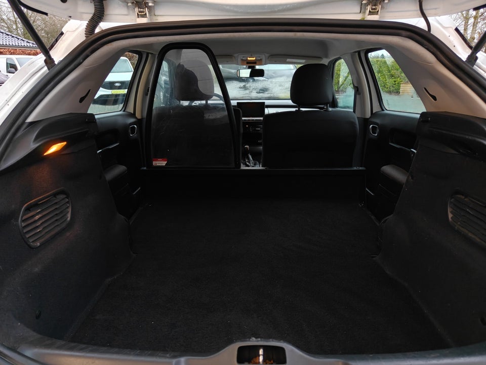 Citroën C4 Cactus 1,6 BlueHDi 100 Feel Van 5d