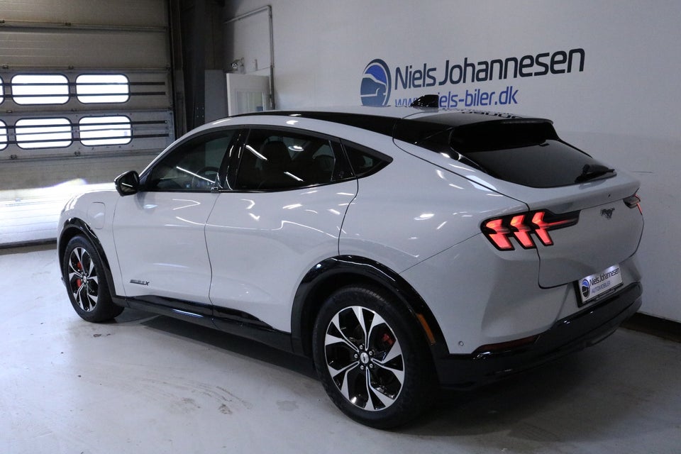 Ford Mustang Mach-E 88 Premium Extended Range 5d