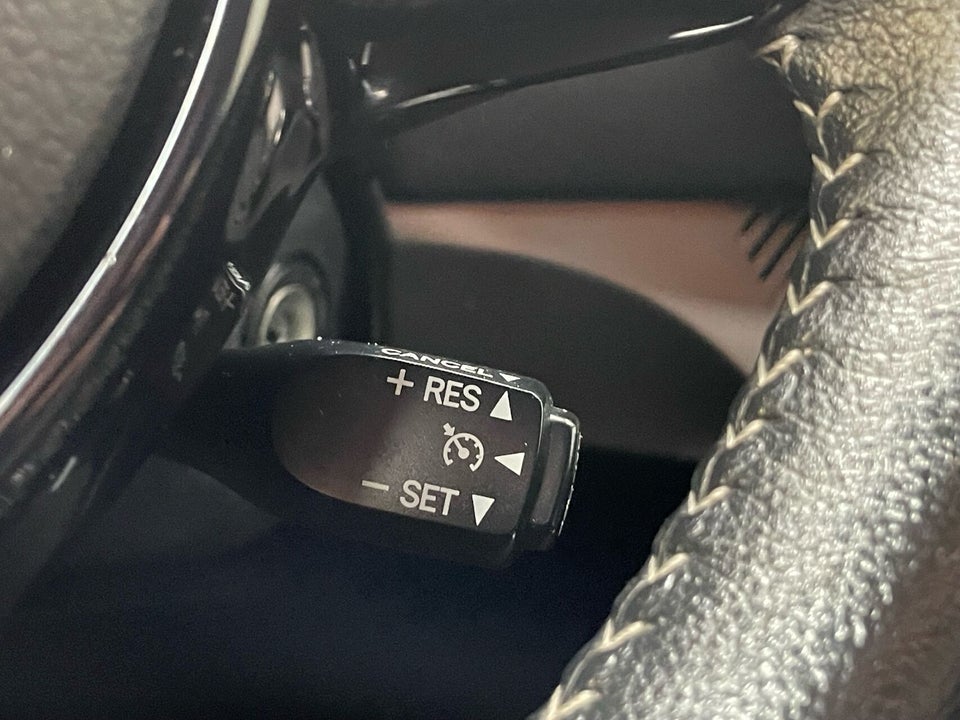 Toyota Yaris 1,5 Hybrid H2 Premium e-CVT 5d