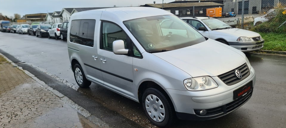 VW Caddy 1,9 TDi 75 Life 4d