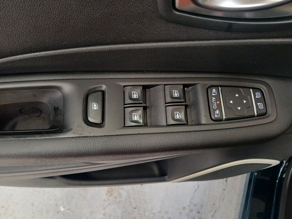 Renault Captur 0,9 TCe 90 Intens 5d