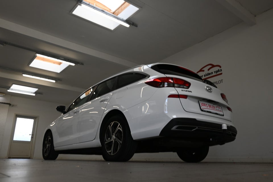 Hyundai i30 1,0 T-GDi Essential stc. 5d