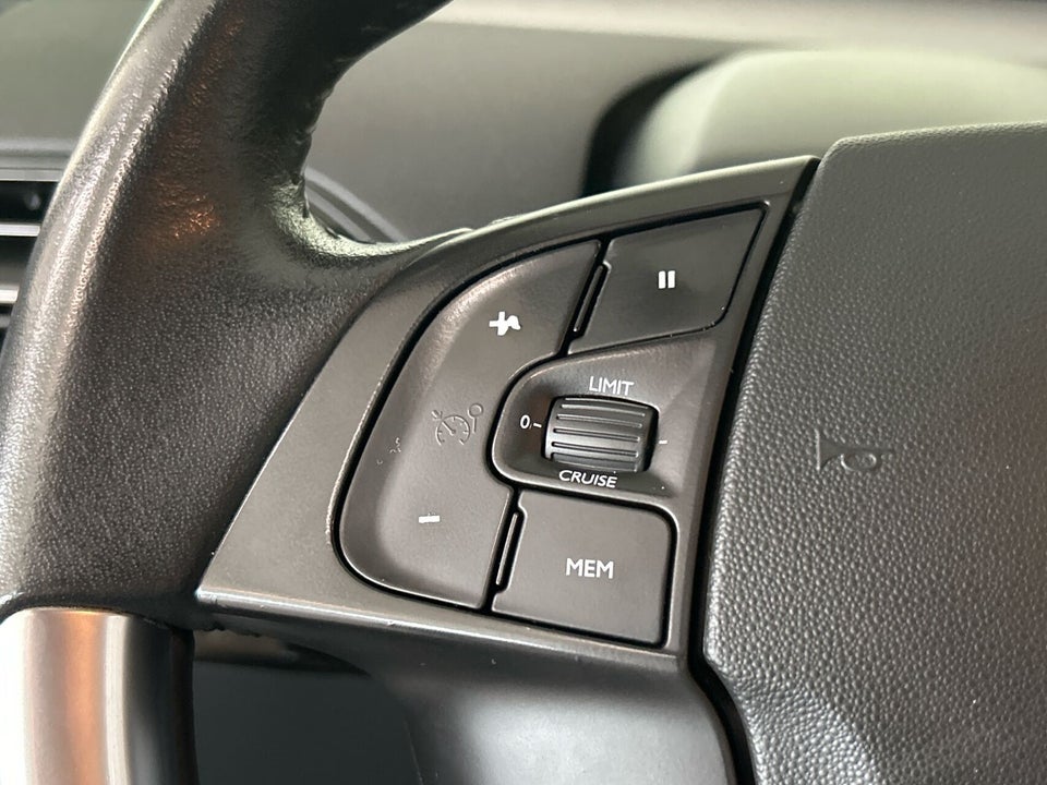 Citroën C4 Picasso 1,6 BlueHDi 120 Iconic LTD 5d