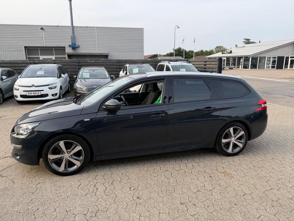 Peugeot 308 1,2 e-THP 110 Active SW 5d