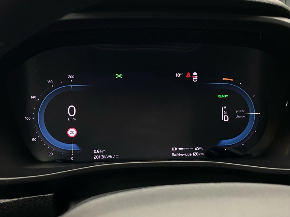 Volvo C40 P8 ReCharge Twin Plus 5d