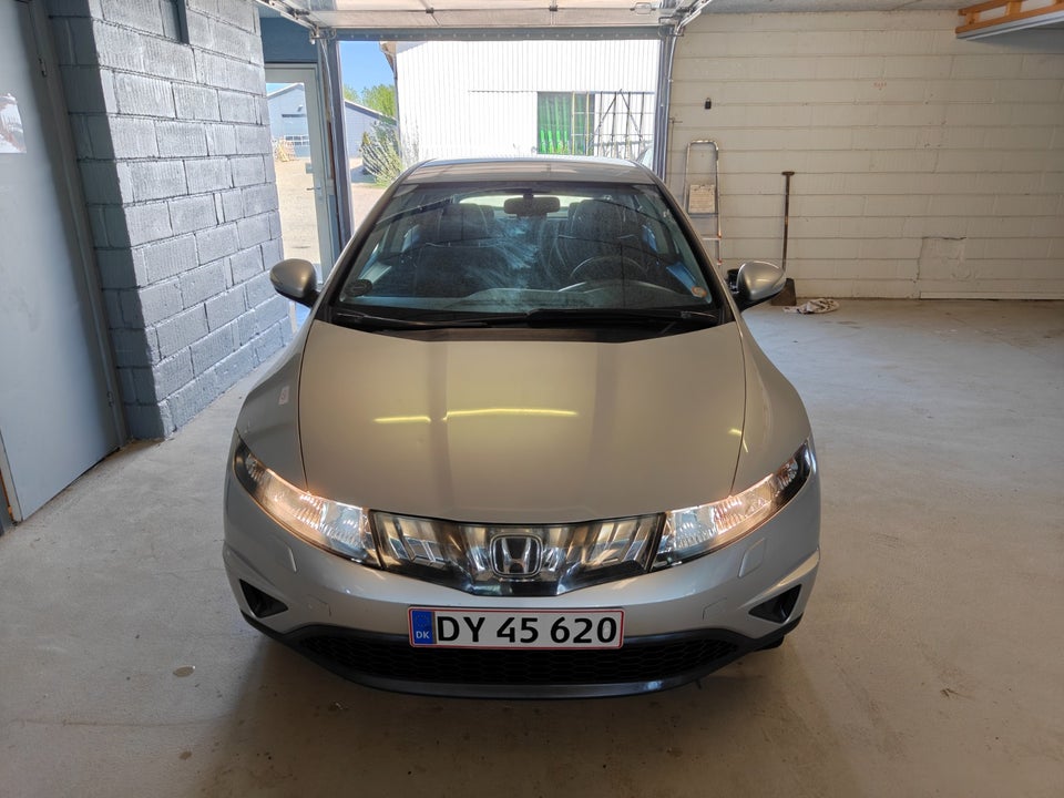 Honda Civic 1,8 Sport 5d