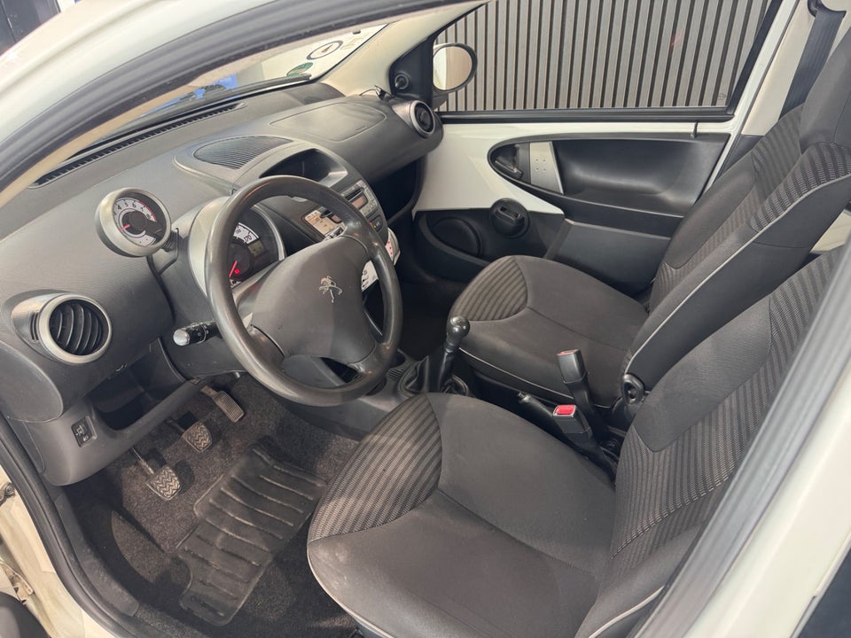 Peugeot 107 1,0 Cool 5d