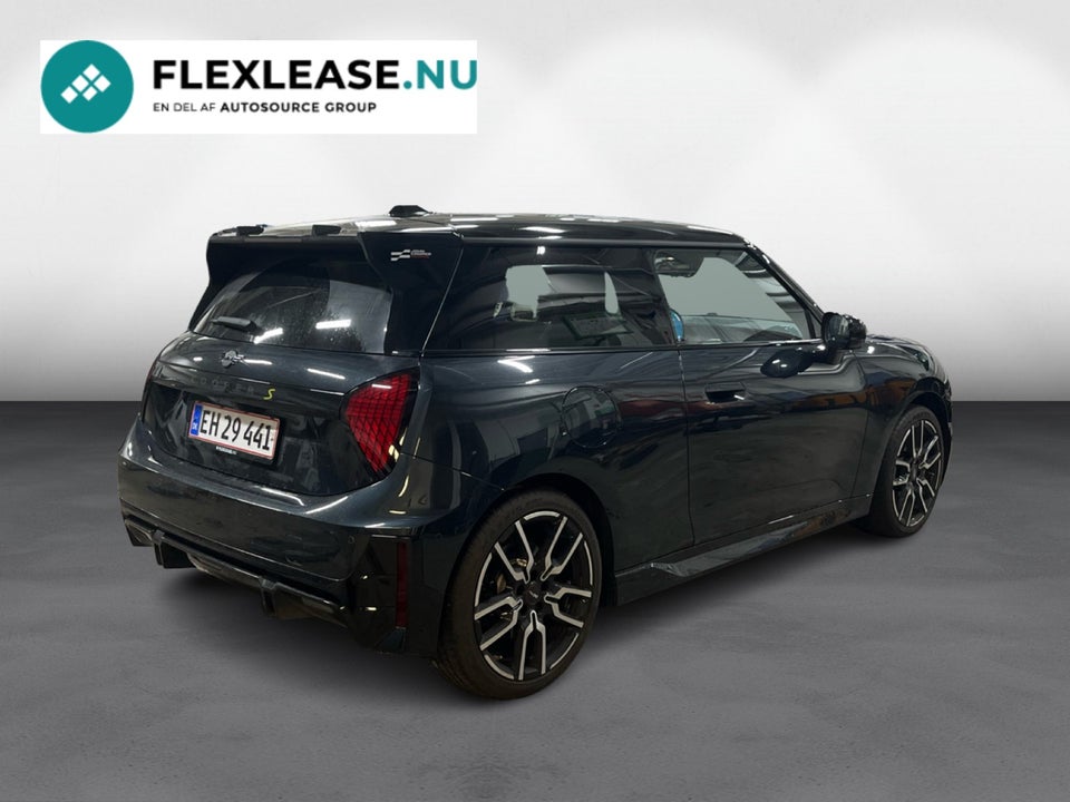 MINI Cooper SE JCW Trim XL 3d