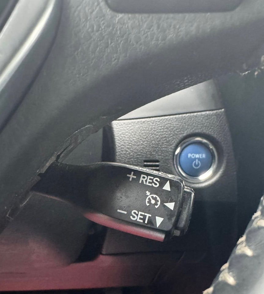 Toyota Auris 1,8 Hybrid H2 Touring Sports CVT 5d