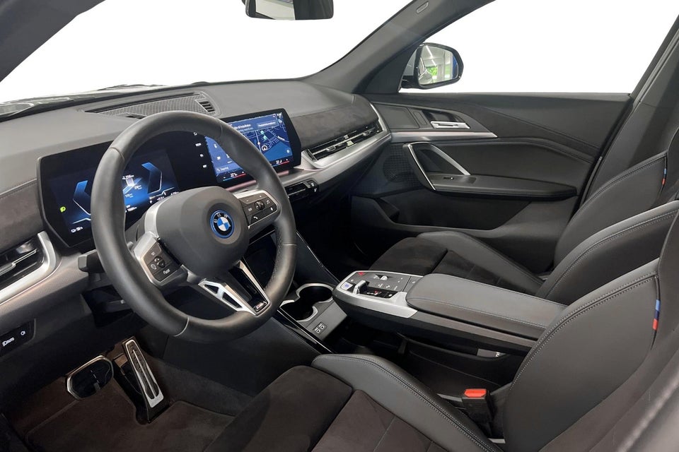 BMW iX2 eDrive20 M-Sport 5d