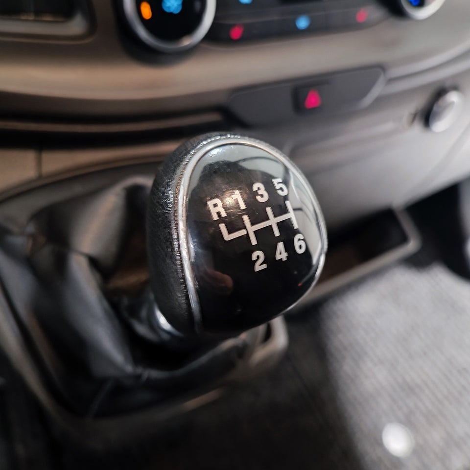 Ford Transit 350 L2 Van 2,0 TDCi 130 Trend H3 FWD