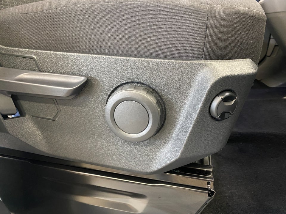 MAN TGE 2,0 3.140 Kombi L3H2 aut. FWD