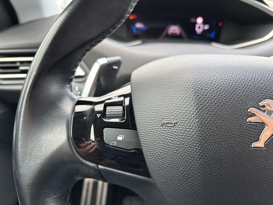 Peugeot 308 1,2 PureTech 130 Allure Pack EAT8 5d