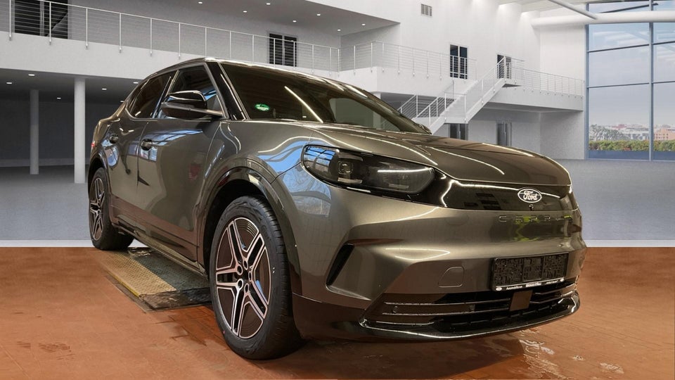 Ford Capri 77 Premium Extended Range 5d