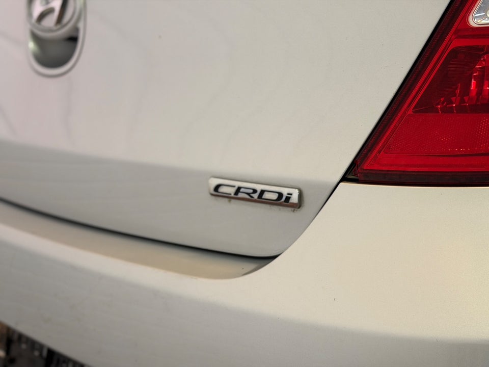 Hyundai i30 1,6 CRDi 90 Classic 5d