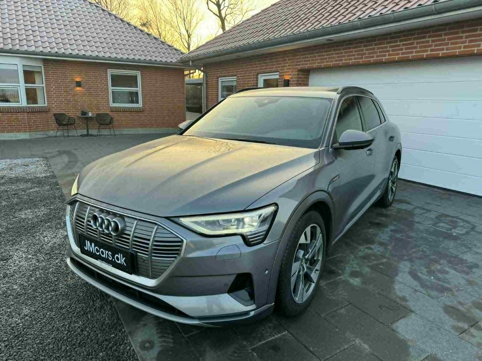 Audi e-tron 55 S-line quattro 5d