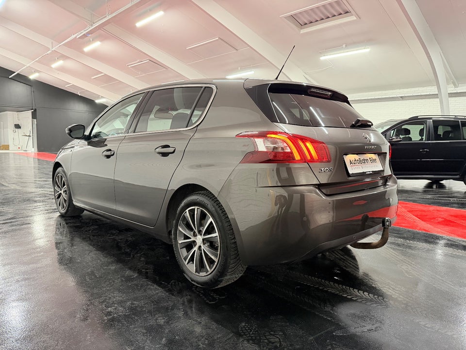 Peugeot 308 1,6 BlueHDi 120 Style 5d