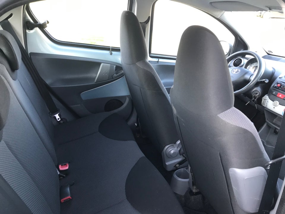 Toyota Aygo 1,4 D Plus 5d