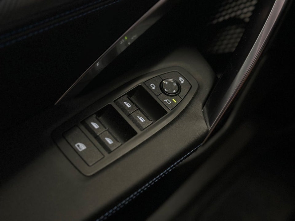 BMW iX2 eDrive20 M-Sport 5d